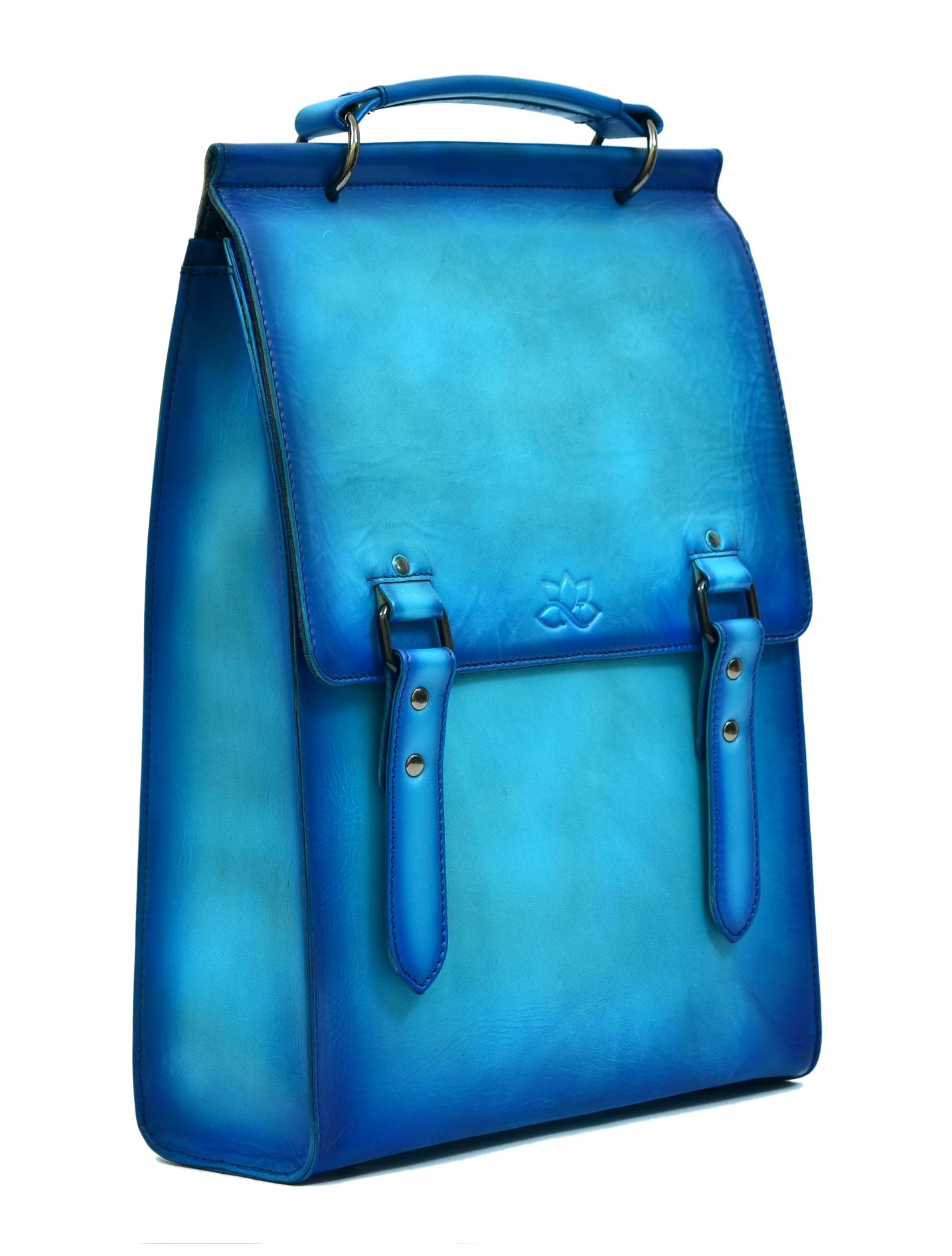 Jocasta, The Backpack
