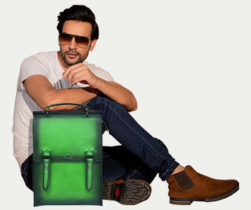 Jocasta, The Backpack