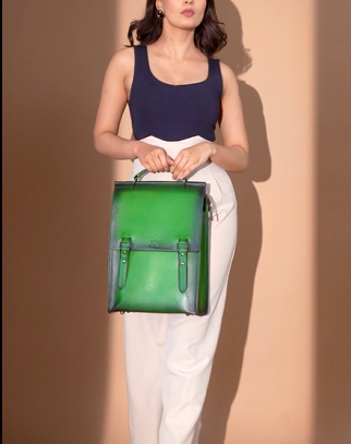 Jocasta, The Backpack